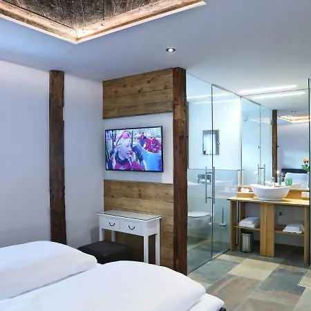 Graceful Top Floor In With Whirlpool *